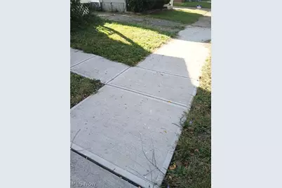 2175 W 106th Street, Loveland, OH 44102 - Photo 9