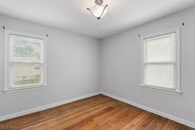 2525 Beverly Avenue, Akron, OH 44312 - Photo 17