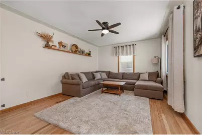 3209 Tressa Avenue, Lorain, OH 44052 - Photo 9