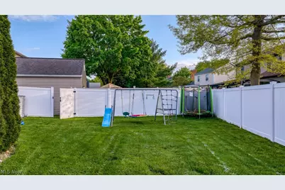 2338 Plymouth Lane, Cuyahoga Falls, OH 44221 - Photo 35