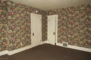 2042 W Prospect Rd, Ashtabula, OH 44004 - Photo 13