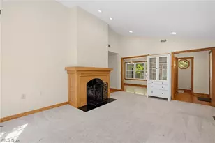 10137 Johnnycake Ridge Rd, Concord Twp, OH 44077 - Photo 15
