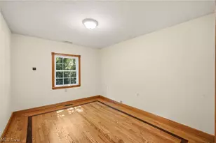 10137 Johnnycake Ridge Rd, Concord Twp, OH 44077 - Photo 9