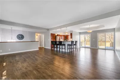 924 E Schaaf Road, Brooklyn Heights, OH 44131 - Photo 5