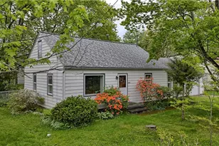 10071 Colfax Dr, Columbia Station, OH 44028 - Photo 3