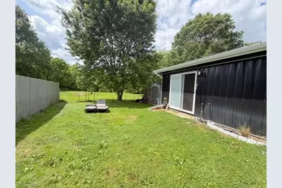 500 Holiday Avenue, Uhrichsville, OH 44683 - Photo 15