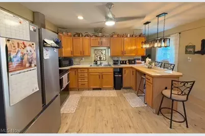 500 Holiday Avenue, Uhrichsville, OH 44683 - Photo 13