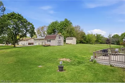 12097 Lisa Avenue NW, Hartville, OH 44632 - Photo 31