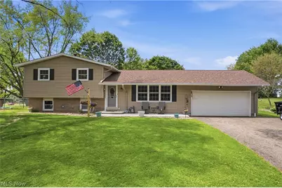 12097 Lisa Avenue NW, Hartville, OH 44632 - Photo 1