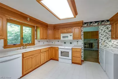 5666 Butterbridge Road NW, Canal Fulton, OH 44614 - Photo 17