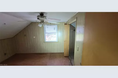 16415 Huntmere Avenue, Loveland, OH 44110 - Photo 13