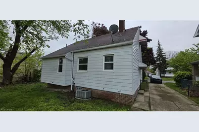 16415 Huntmere Avenue, Loveland, OH 44110 - Photo 3