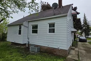 16415 Huntmere Ave, Loveland, OH 44110 - Photo 3