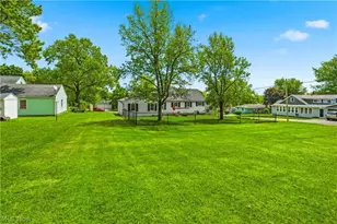 201 Menegay Rd, Louisville, OH 44641 - Photo 15