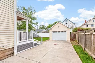1553 Rockway Ave, Oakwood, OH 44107 - Photo 3