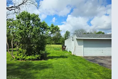 4624 Derbyshire Drive, North Randall, OH 44128 - Photo 15