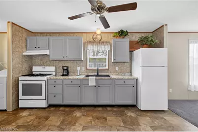 9525 Woodworth Road #A19, North Lima, OH 44452 - Photo 7