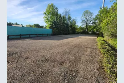 2337 S Union Avenue, Alliance, OH 44601 - Photo 3
