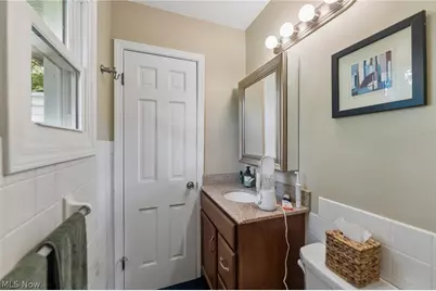 111 Leaview Lane, Chagrin Falls, OH 44022 - Photo 17