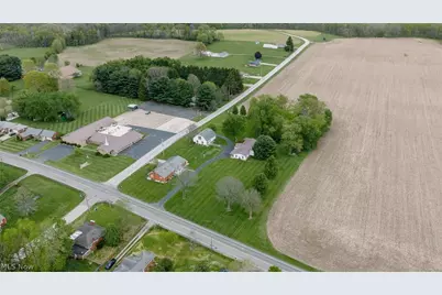 8010 Elson Street SE, Waynesburg, OH 44688 - Photo 15