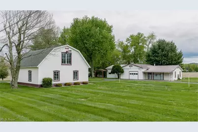 8010 Elson Street SE, Waynesburg, OH 44688 - Photo 3