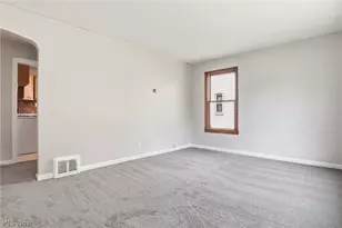 4538 Telhurst Rd, South Euclid, OH 44121 - Photo 5