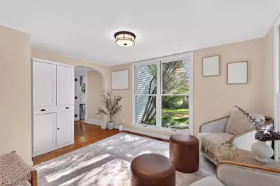 22325 Fairmount Boulevard, Huber Heights, OH 44118 - Photo 5