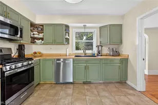 22325 Fairmount Blvd, Huber Heights, OH 44118 - Photo 17