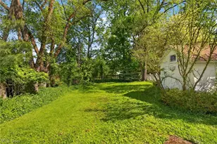 22325 Fairmount Blvd, Huber Heights, OH 44118 - Photo 33