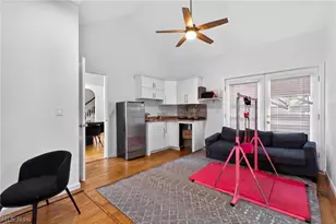 22325 Fairmount Blvd, Huber Heights, OH 44118 - Photo 13
