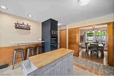 310 N Woodhill Drive, Amherst, OH 44001 - Photo 13