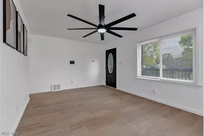 67 Pierce Avenue, Cuyahoga Falls, OH 44221 - Photo 9