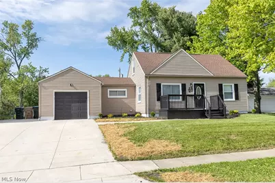 67 Pierce Avenue, Cuyahoga Falls, OH 44221 - Photo 3