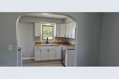 1415 26th Street NW, Canton, OH 44709 - Photo 3
