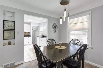 6483 Fernhurst Avenue, Parma Heights, OH 44130 - Photo 17