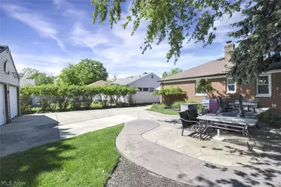 6483 Fernhurst Avenue, Parma Heights, OH 44130 - Photo 7