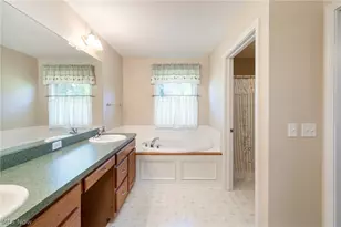 987 W Martin Ave, Amherst, OH 44001 - Photo 21