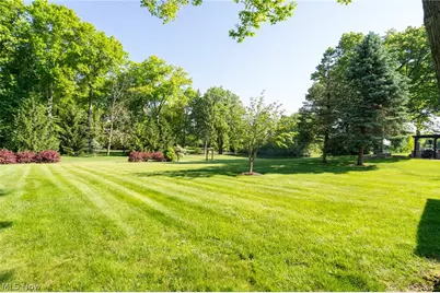 987 W Martin Avenue, Amherst, OH 44001 - Photo 41