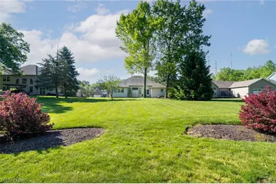 987 W Martin Avenue, Amherst, OH 44001 - Photo 45