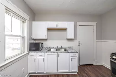 747 E 117th Street, Loveland, OH 44108 - Photo 7