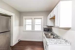 747 E 117th St, Loveland, OH 44108 - Photo 9