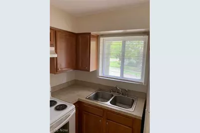 1923-1925 Evergreen Avenue, Akron, OH 44301 - Photo 11
