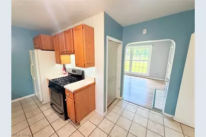 8803 Spring Valley Drive, Mentor, OH 44060 - Photo 19