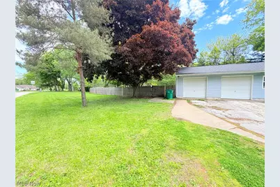 8803 Spring Valley Drive, Mentor, OH 44060 - Photo 7