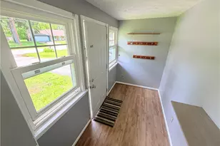 8803 Spring Valley Dr, Mentor, OH 44060 - Photo 9