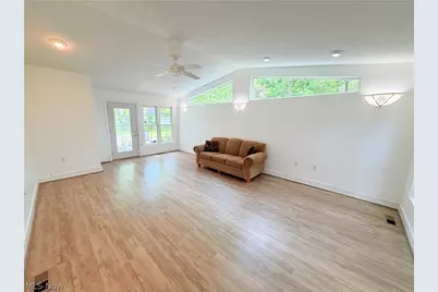 8803 Spring Valley Drive, Mentor, OH 44060 - Photo 13