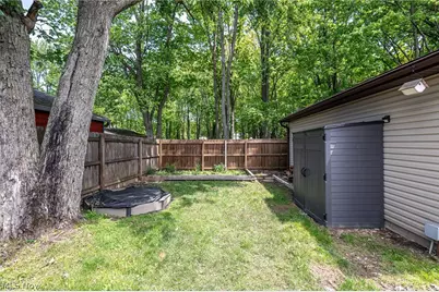 6243 Rosebelle Avenue, North Ridgeville, OH 44039 - Photo 7