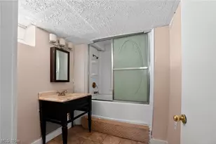 14404 Tokay Ave, Maple Heights, OH 44137 - Photo 29