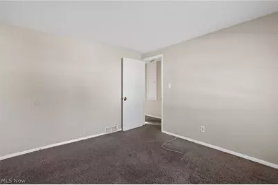 14404 Tokay Avenue, Maple Heights, OH 44137 - Photo 17