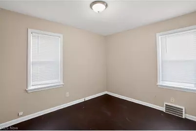 14404 Tokay Avenue, Maple Heights, OH 44137 - Photo 11
